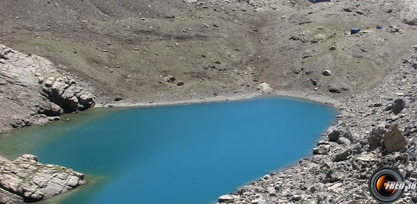 Le lac Vallonasso di Stroppia vu du col de Gypière.