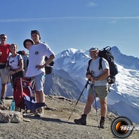 Le sommet avec en fond l'aiguille des Glaciers.