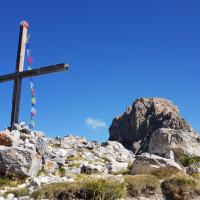 La croix du sommet.