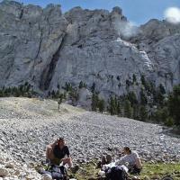 Sous le Mont Aiguille.