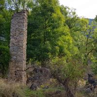 Quelques ruines.